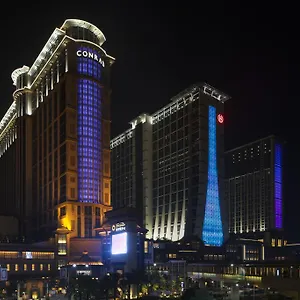 Hotel Conrad