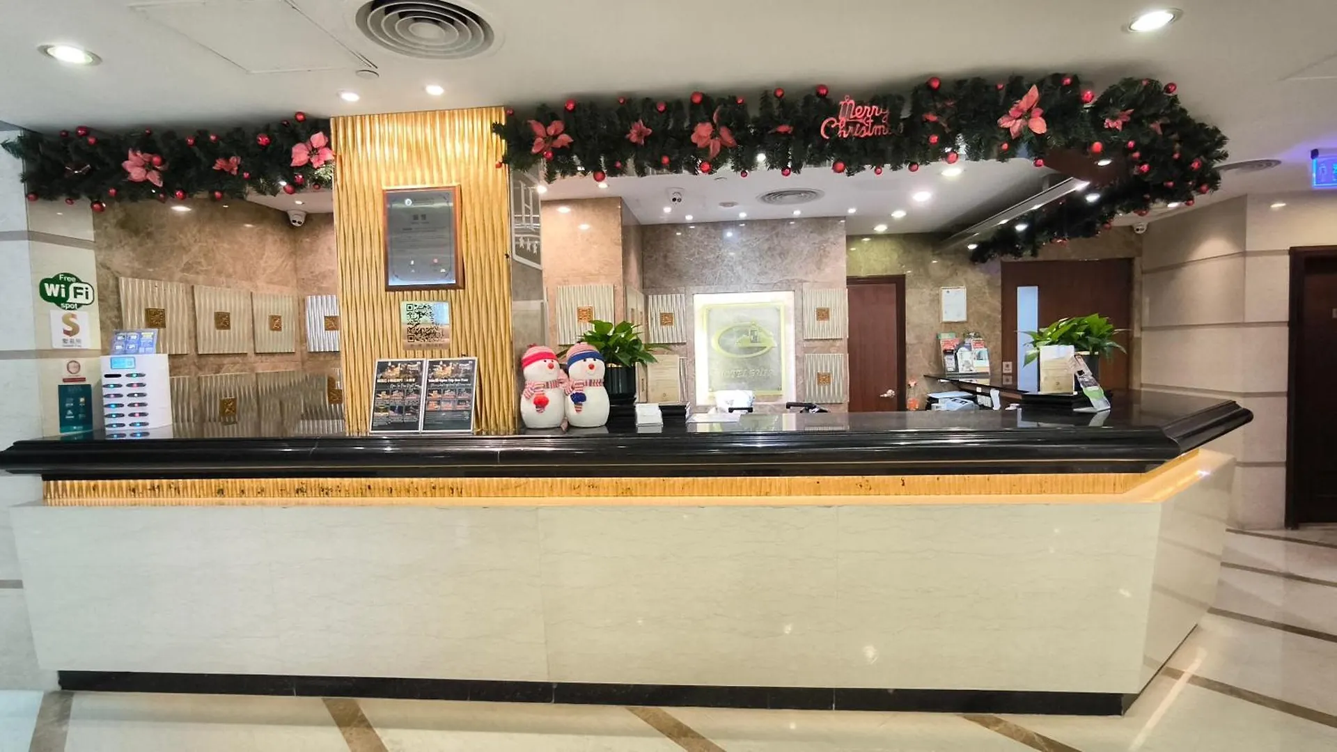 Hotel Guia Macau 3*,